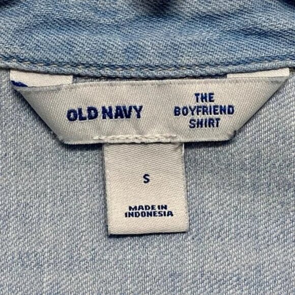 Old Navy Denim Button-Up Blouse Women's Small Light Blue The Boyfriend Shirt EUC - Picture 7 of 8